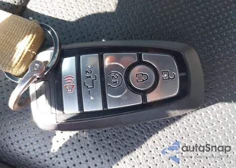 2021 Ford F150 Supercrew z USA, uszkodzony, nr VIN 1FTFW1ED5MFB82078